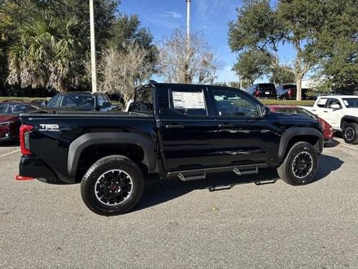 2025 Toyota Tacoma Hybrid TRD