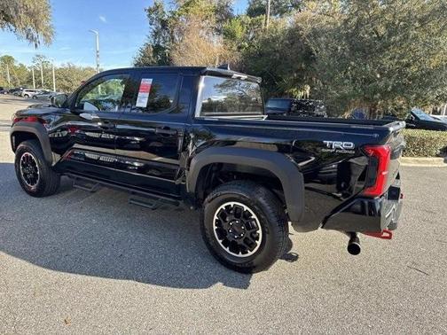 2025 Toyota Tacoma Hybrid TRD