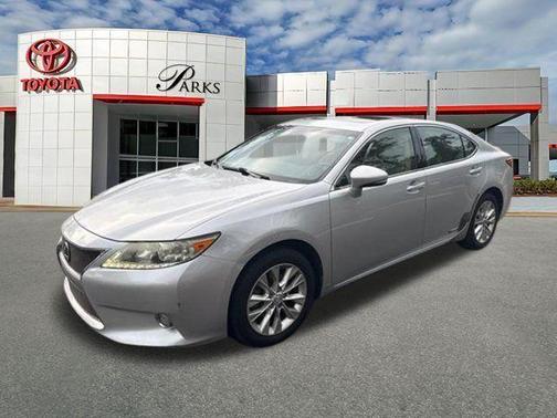 Silver Lining Metallic 2013 Lexus ES 300h Base