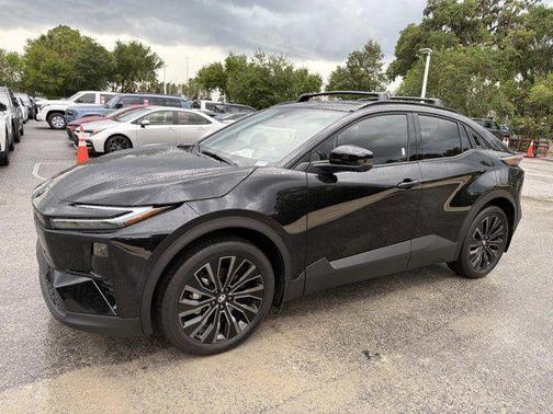 Midnight Black Metallic 2026 Toyota C-HR