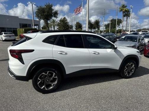 2025 Chevrolet Trax LT
