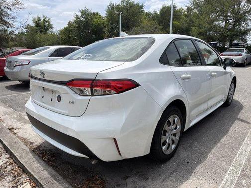 Super White 2021 Toyota Corolla LE