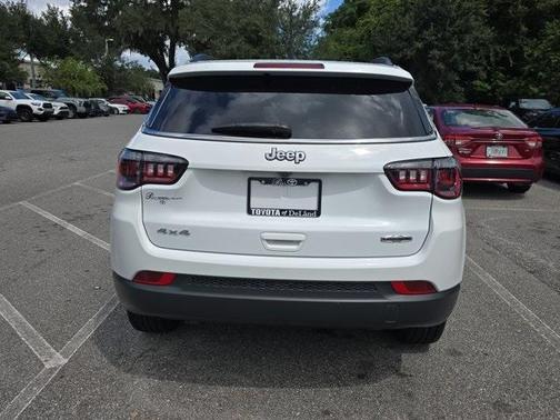 2023 Jeep Compass Latitude Lux