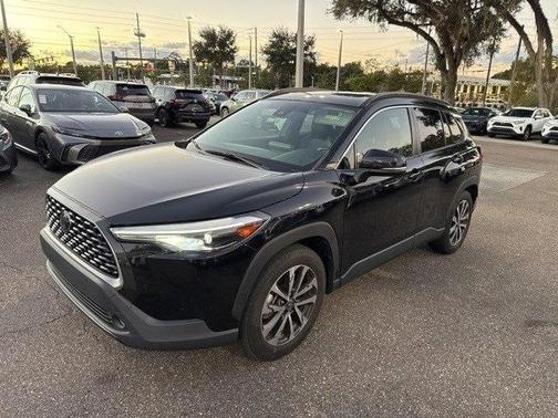2022 Toyota Corolla Cross XLE