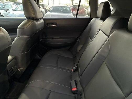 2022 Toyota Corolla Cross XLE