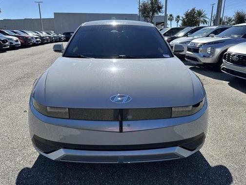 2022 Hyundai IONIQ 5 SEL