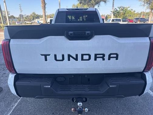 2022 Toyota Tundra SR5