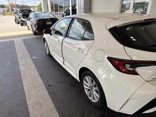 2024 Toyota Corolla Hatchback SE