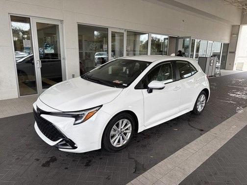 2024 Toyota Corolla Hatchback SE