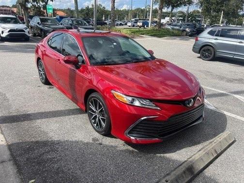 2024 Toyota Camry Hybrid XLE
