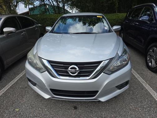 2017 Nissan Altima 2.5 SR