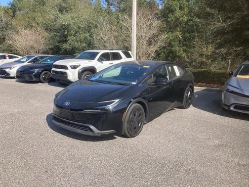 2024 Toyota Prius LE