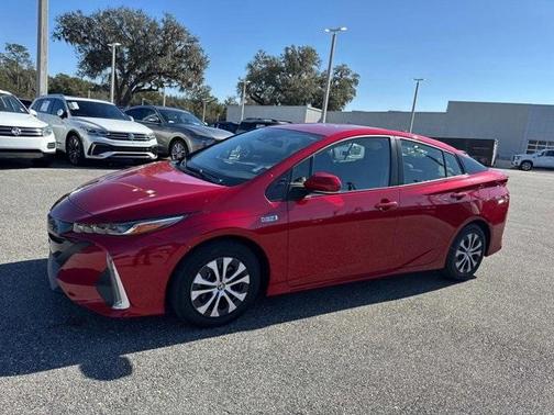 2021 Toyota Prius Prime LE