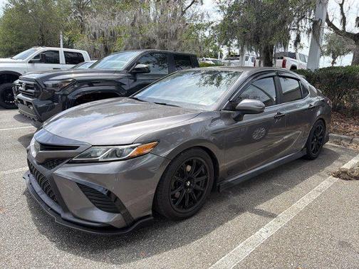 Predawn Gray Mica 2018 Toyota Camry SE