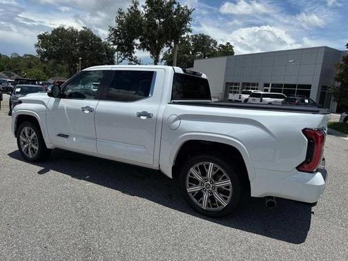 2024 Toyota Tundra Hybrid Capstone