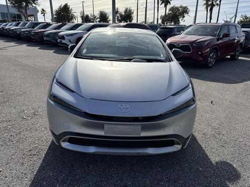 2026 Toyota Prius Plug-In Hybrid SE