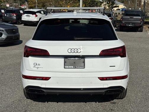 2025 Audi Q5 45 S line quattro Premium
