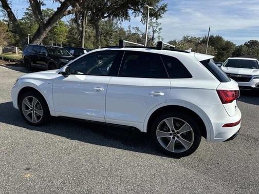 2025 Audi Q5 45 S line quattro Premium
