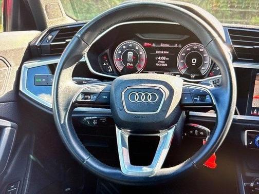 2022 Audi Q3 45 S line Premium