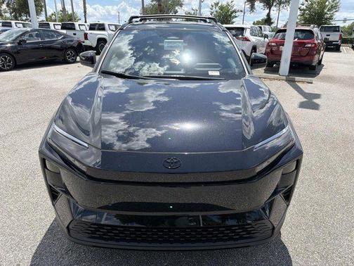 Midnight Black Metallic 2026 Toyota C-HR