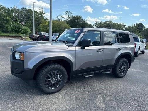 2025 Toyota Land Cruiser 