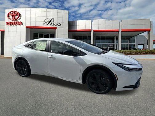 Pearl 2026 Toyota Prius LE