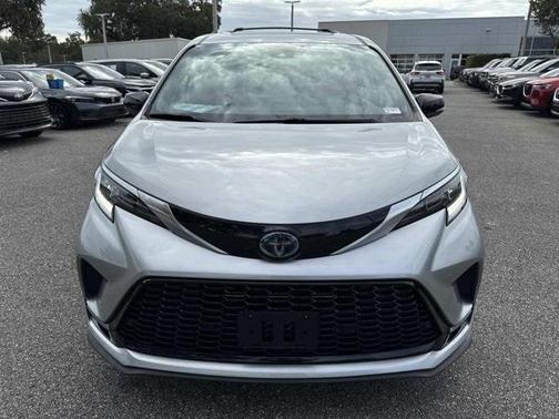2023 Toyota Sienna XSE