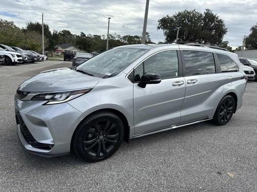 2023 Toyota Sienna XSE