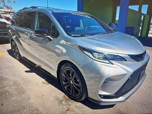 2023 Toyota Sienna XSE