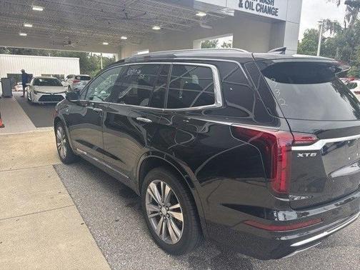 2024 Cadillac XT6 Premium Luxury FWD