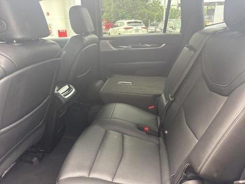 2024 Cadillac XT6 Premium Luxury FWD