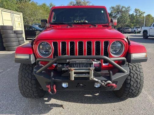Firecracker Red Clearcoat 2020 Jeep Gladiator Overland