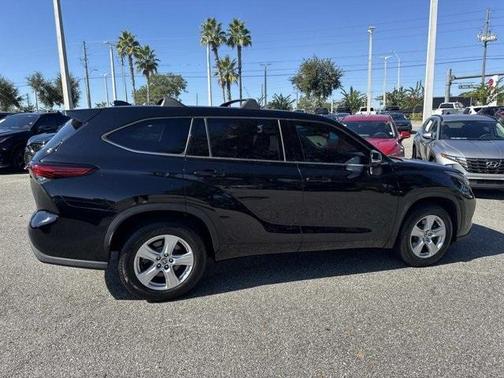 2021 Toyota Highlander L
