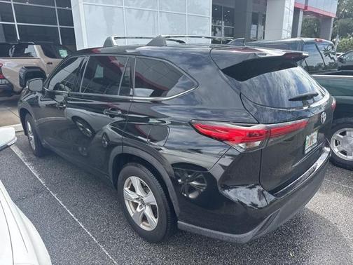 2021 Toyota Highlander L