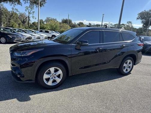 2021 Toyota Highlander L