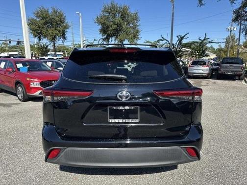 2021 Toyota Highlander L