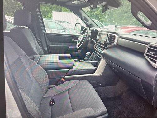 2025 Toyota Sequoia SR5