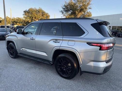 2025 Toyota Sequoia SR5