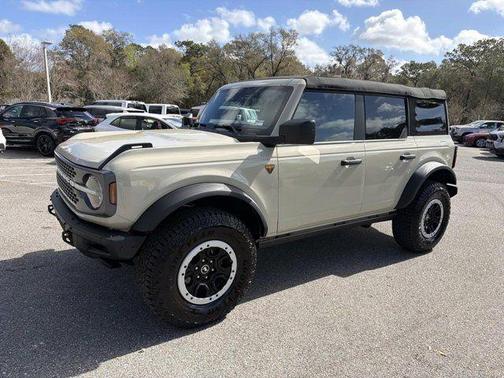 Desert Sand 2025 Ford Bronco Badlands