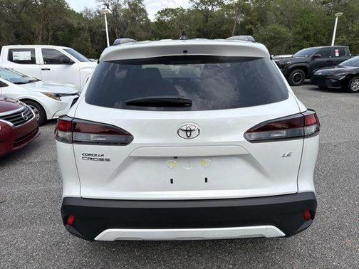 Pearl 2026 Toyota Corolla Cross LE