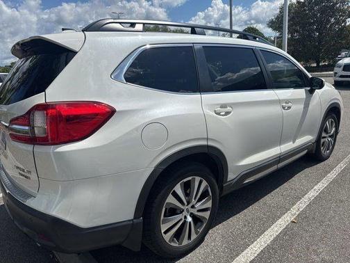 Crystal White Pearl 2020 Subaru Ascent Limited 7-Passenger