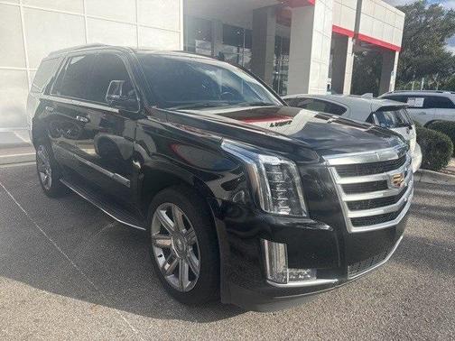 2018 Cadillac Escalade Luxury