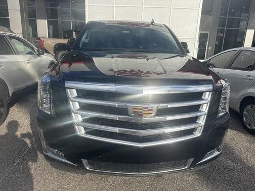 2018 Cadillac Escalade Luxury