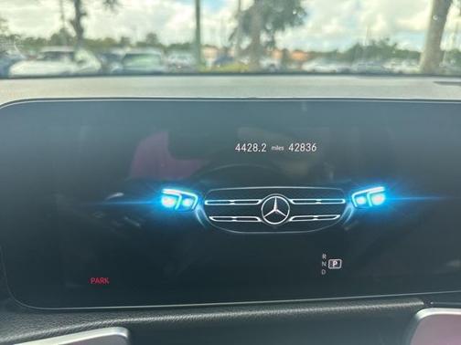 2022 Mercedes-Benz GLB 250 Base 4MATIC