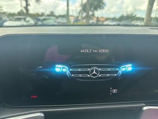 2022 Mercedes-Benz GLB 250 Base 4MATIC