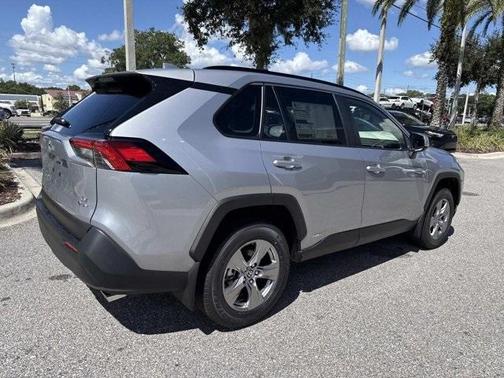 2025 Toyota RAV4 Hybrid LE