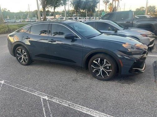 2025 Toyota Crown XLE