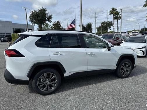 2025 Toyota RAV4 Hybrid XLE Premium