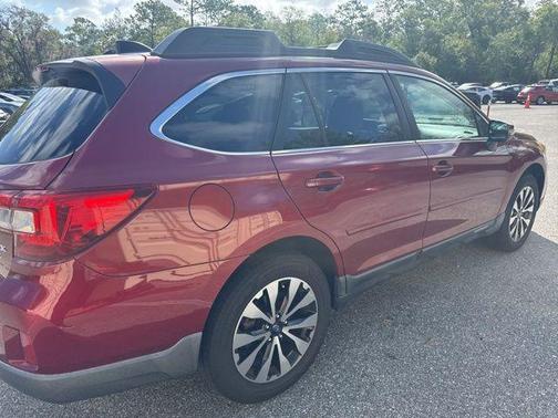 Venetian Red Pearl 2017 Subaru Outback 2.5i Limited