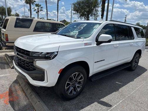 Summit White 2023 Chevrolet Suburban Z71